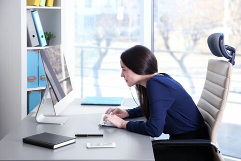 During sedentary office work, breaks must be taken to avoid back pain